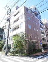 アーバンベース