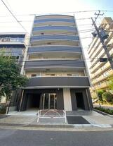 エストゥルースプラス両国