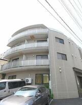 クレセントハウス