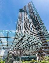 THE TOKYO TOWERS SEATOWERS